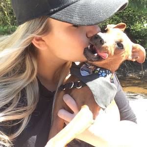 Meet your Posher, Kaydee